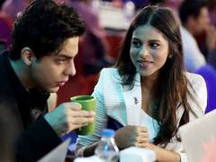 
      
      Suhana Khan showers love on elder brother Aryan Khan
      
      