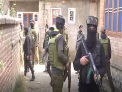 
      
      Anantnag Police carry out massive crackdown against banned JeI
      
      