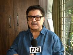 
      
       Ashoke Pandit condemns Dharmendra's demise media reports
      
      