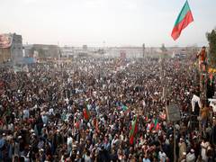 
      
       Pak's Opposition for nationwide protests after judges resign
      
      