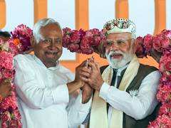 
      
      The Nitish Kumar led NDA leads in 190 seats with JDU leading in 76 and BJP in 84
      
      