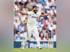 
      
      IND vs SA, 1st Test: Proteas sink to 154/8 as hosts dominate
      
      