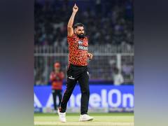 
      
      SRH set to trade speedster Mohammed Shami to LSG 
      
      