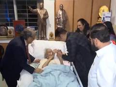 
      
      Maharashtra Bhushan Award given to Ram V Sutar
      
      