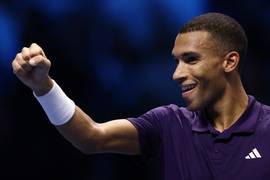 
      
      ATP Finals: Felix sets up semifinal clash against Alcaraz
      
      