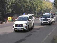 
      
      Rahul Gandhi arrives at Mallikarjun Kharge's residence
      
      