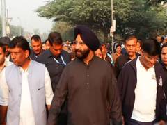 
      
      Manjinder Singh Sirsa reviews sanitation and cleanliness in Vasan
      
      