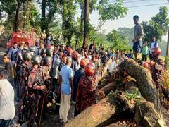 
      
      Violence erupts in Bangladesh ahead of verdict in case against Sh
      
      