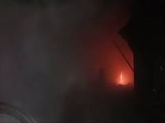 
      
      Uttar Pradesh: Five shops gutted in massive fire in Lucknow
      
      