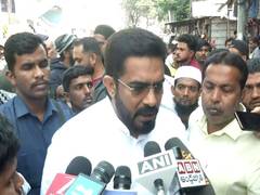 
      
      Telangana: MLA Majid Hussain meets families of Saudi bus accident
      
      