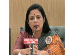 
      
      TMC MP Mahua Moitra moves Delhi HC against Lokpal sanction...
      
      