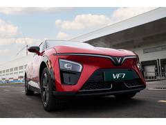 
      
      Epic VF 7 Road Trip Shows What EV Future Could Look Like
      
      