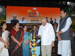 
      
      Gujarat: 49.31 lakh farmers receive financial assistance of Rs 98
      
      