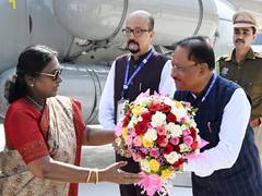 
      
      Prez Murmu arrives in Chhattisgarh for Janjatiya Gaurav Diwa
      
      
