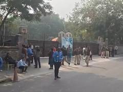 
      
      School in Delhi's Chanakyapuri gets bomb threat
      
      