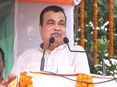 
      
      Union Minister Nitin Gadkari congratulates Bihar CM Nitish Kumar,
      
      