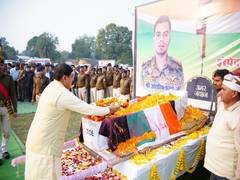 
      
      MP CM Yadav pays tribute to Hawk Force Inspector Ashish Sharma
      
      