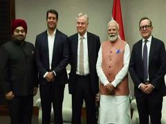 
      
      PM Modi meets Naspers chairman Koos Bekker in Johannesburg
      
      