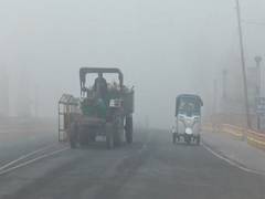 
      
      UP: Moradabad wakes up to thick fog amid slight temperature dip
      
      