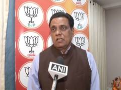 
      
      Telangana: BJP’s NV Subhash defends SIR, slams opposition
      
      