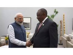 
      
      PM Modi meets South African President Ramaphosa at G20
      
      