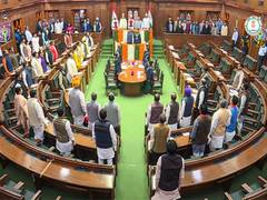 
      
      Delhi Speaker Vijender Gupta chairs high-level meeting
      
      