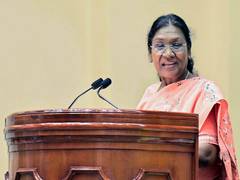 
      
      President Murmu pays tributes to Guru Tegh Bahadur
      
      