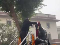 
      
      CJI Surya Kant assumes office, pays tribute to Mahatma Gandhi
      
      