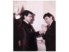 
      
      Kareena shares vintage pics of legends Dharmendra and Raj Kapoor
      
      