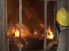 
      
      Chhattisgarh: Fire erupts in vacant house in Raipur's Fafadih
      
      