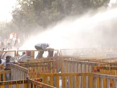 
      
      Youth Congress protest in Bhopal turns chaotic, police use water
      
      