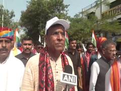 
      
      'Unity March' padyatra arrives in Vadodara on 4th day
      
      