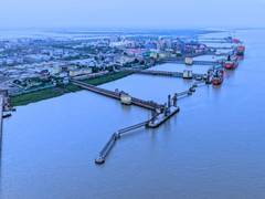 
      
      DPA Kandla sets new benchmarks in cargo handling with 15 LPG Tank
      
      