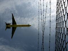 
      
      India expeditiously clears Pak flight to send aid to Sri Lanka
      
      