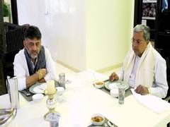 
      
      DK Shivakumar hosts Siddaramaiah for breakfast meet
      
      