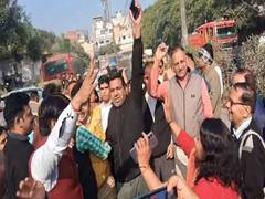 
      
      MCD bypolls: BJP wins big with 7 seats, AAP bags 3 wards
      
      