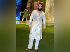 
      
      Complaint filed against Ranveer Singh amid Kantara row
      
      