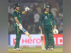 
      
      South Africa chase 359-run target in Raipur ODI
      
      