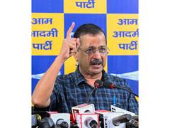 
      
      Arvind Kejriwal condoles death of former Mizoram Governor Swaraj
      
      