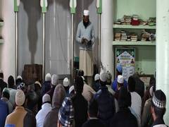 
      
      Shimla: Peaceful Friday prayers held at Sanjauli Mosque
      
      