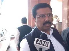 
      
      Congress MP over non-presence of oppn leaders at banquet for Puti
      
      