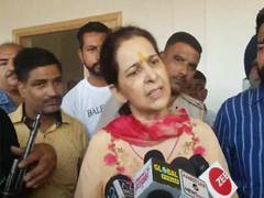 
      
      Punjab: Congress suspends party membership of Navjot Kaur Sidhu
      
      
