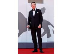
      
      Paul Dano joins  Florian Zeller's thriller 'Bunker'
      
      