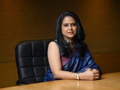 
      
      Arpita Vinay's Spark Capital PWM Journey Recognised by ET Now
      
      