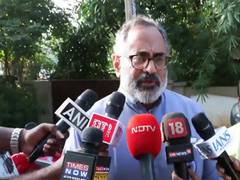 
      
      Rajeev Chandrasekhar appeals to vote in large numbers
      
      