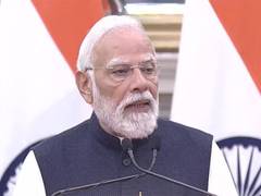 
      
      PM Modi extends birthday greetings to Sonia Gandhi
      
      