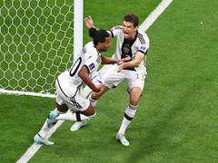
      
      UEFA Champions League: Bayern secures knockout phase spot 
      
      