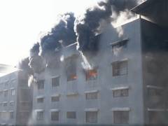
      
      Massive fire engulfs Raj Textile Market in Surat
      
      