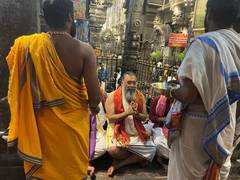 
      
      Harisharan Devgan Performs Holy Pooja at Srikalahasti
      
      