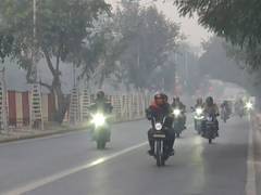 
      
      Delhi-NCR AQI  improves slightly, remains in 'poor' catego
      
      